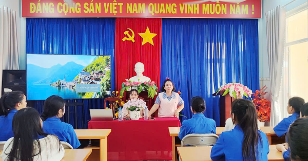 CÔNG TÁC HƯỚNG DẪN SINH VIÊN KIẾN TẬP SƯ PHẠM